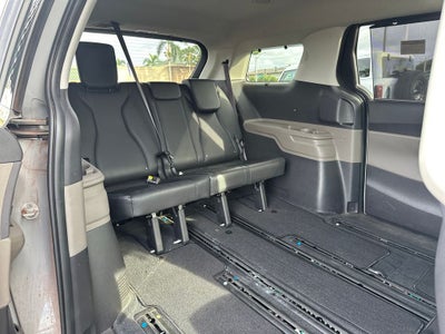 2025 Kia Carnival Hybrid EX